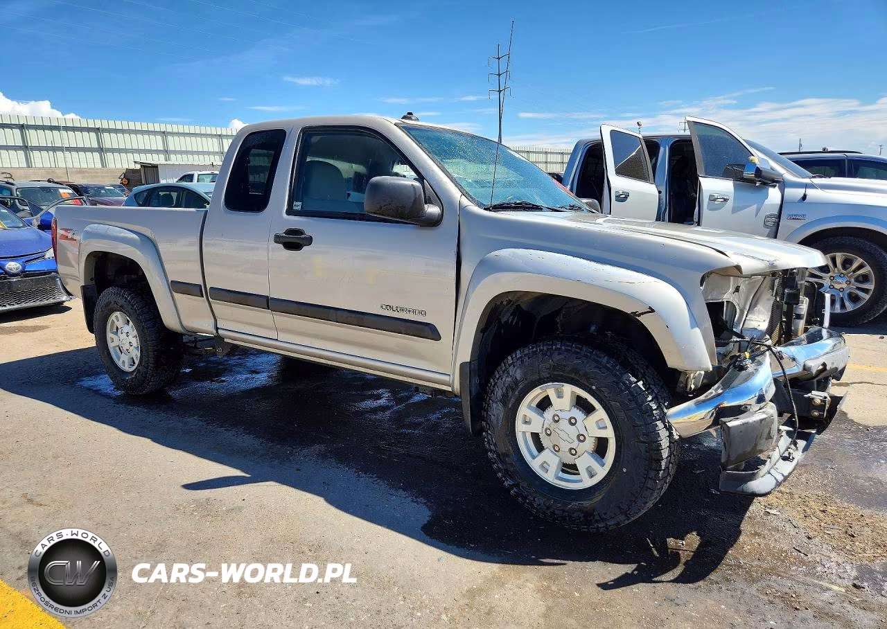 2004 Chevrolet Colorado VIN:1GCDS196648159055 - 4