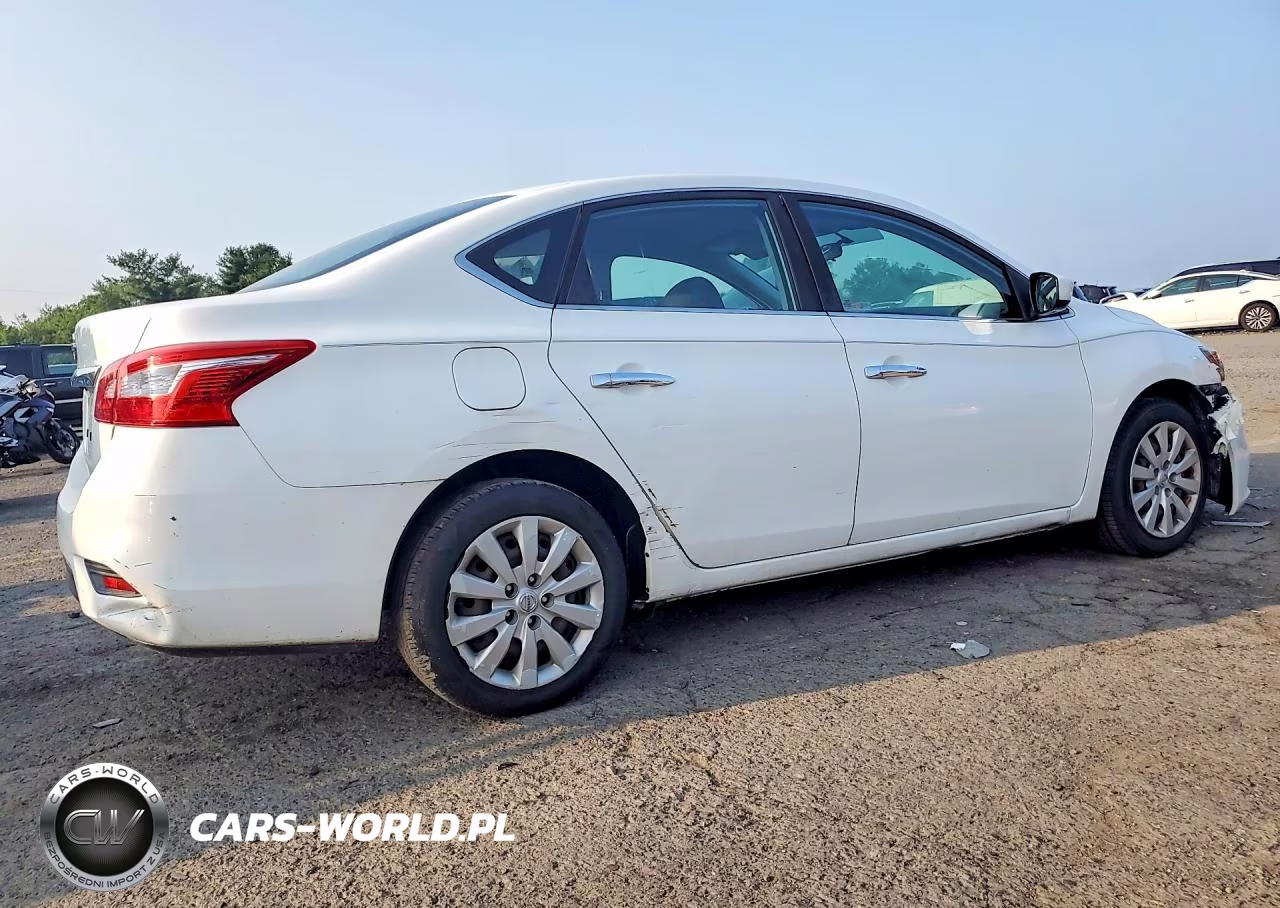 2018 Nissan Sentra S VIN:3N1AB7AP7JY282893 - 3