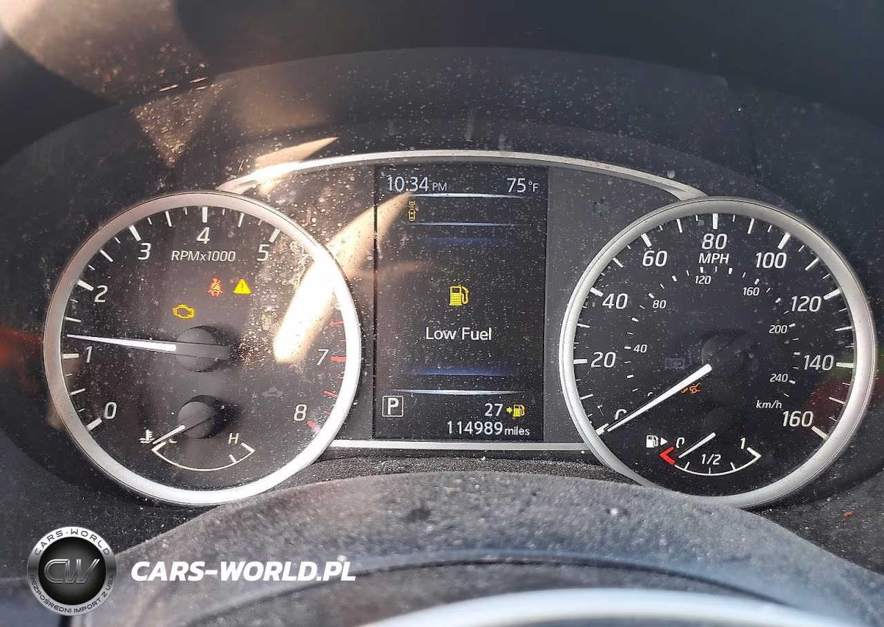 2018 Nissan Sentra S VIN:3N1AB7AP7JY282893 - 9