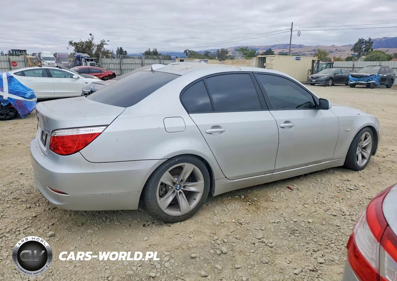 2008 BMW 528 I VIN:WBANU535X8C116439 - 3