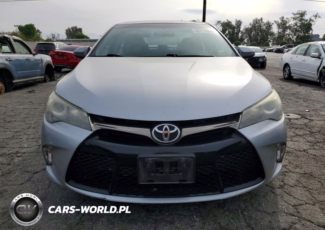 2015 Toyota Camry Se VIN:4T1BF1FK9FU108152 - 5