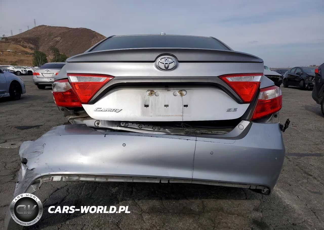 2015 Toyota Camry Se VIN:4T1BF1FK9FU108152 - 6
