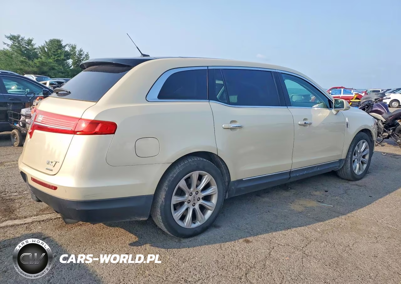 2016 Lincoln Mkt VIN:2LMHJ5AT6GBL02634 - 3