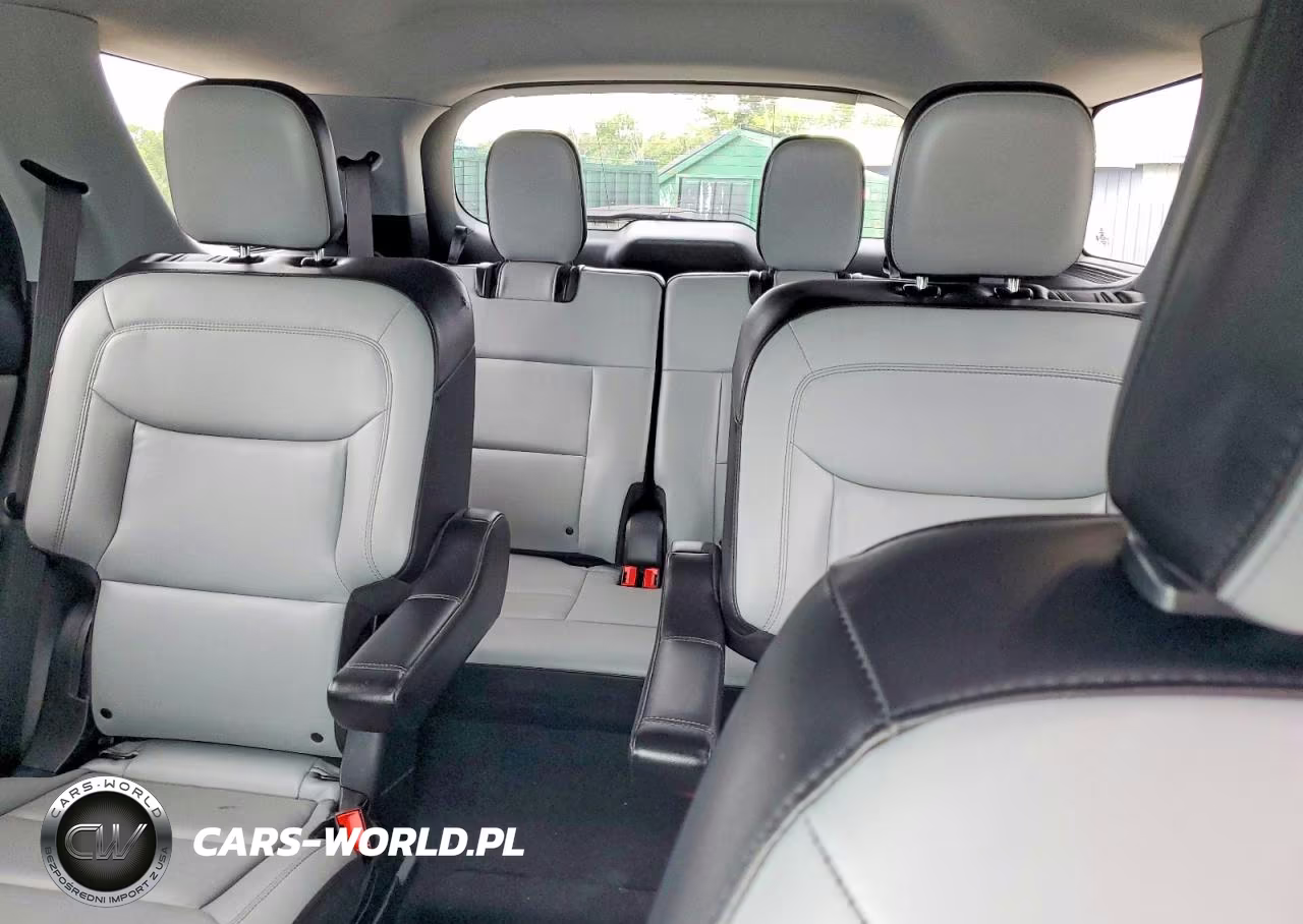 2021 Ford Explorer Xlt VIN:1FMSK8DH5MGA98761 - 10