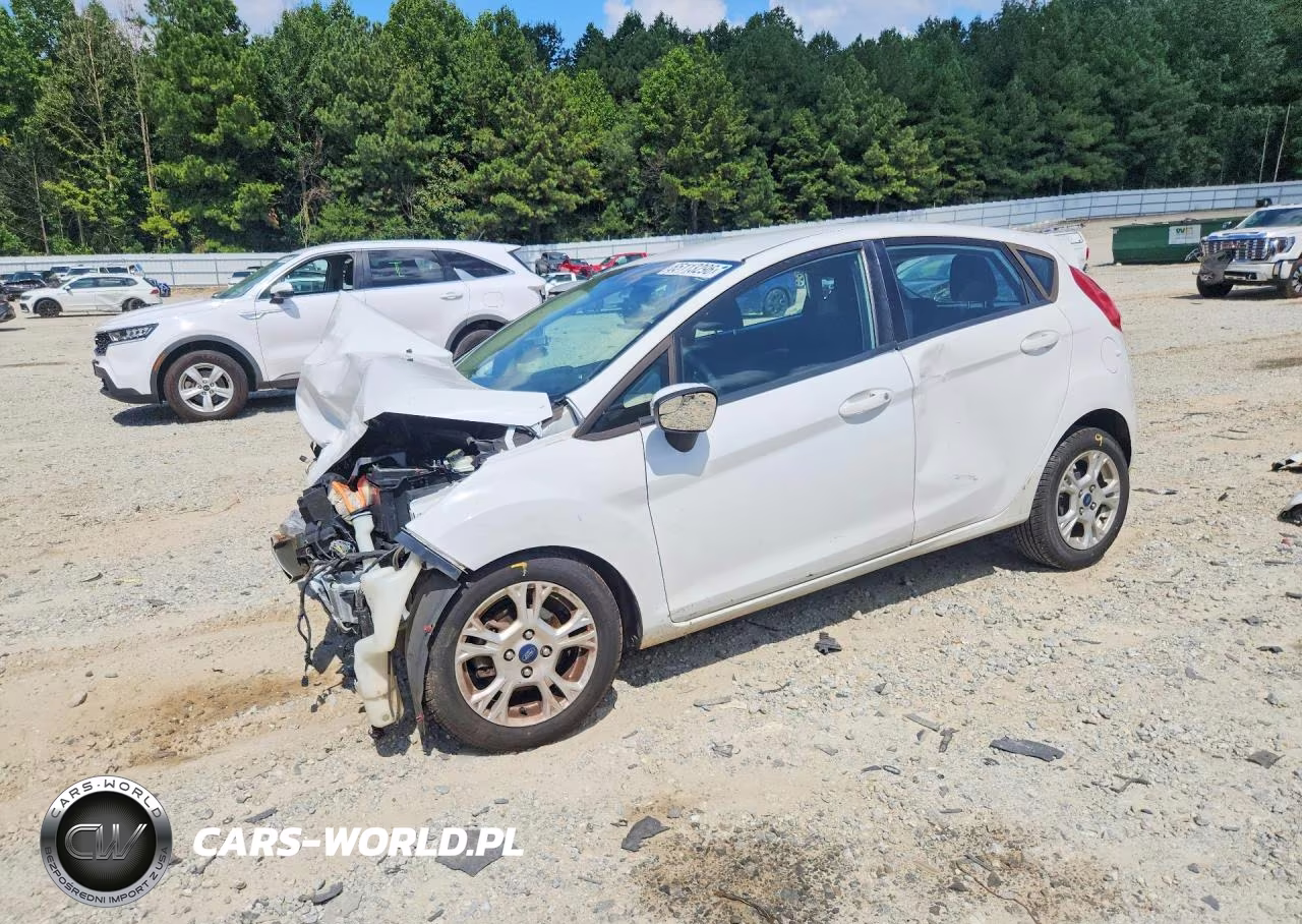 2015 Ford Fiesta Se VIN:3FADP4EJ2FM107830 - 1