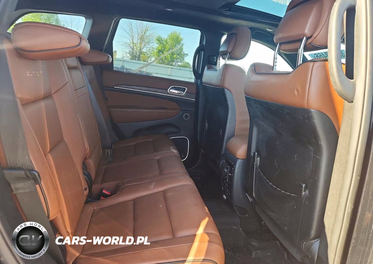 2018 Jeep Grand Cherokee Summit VIN:1C4RJFJG1JC243593 - 11