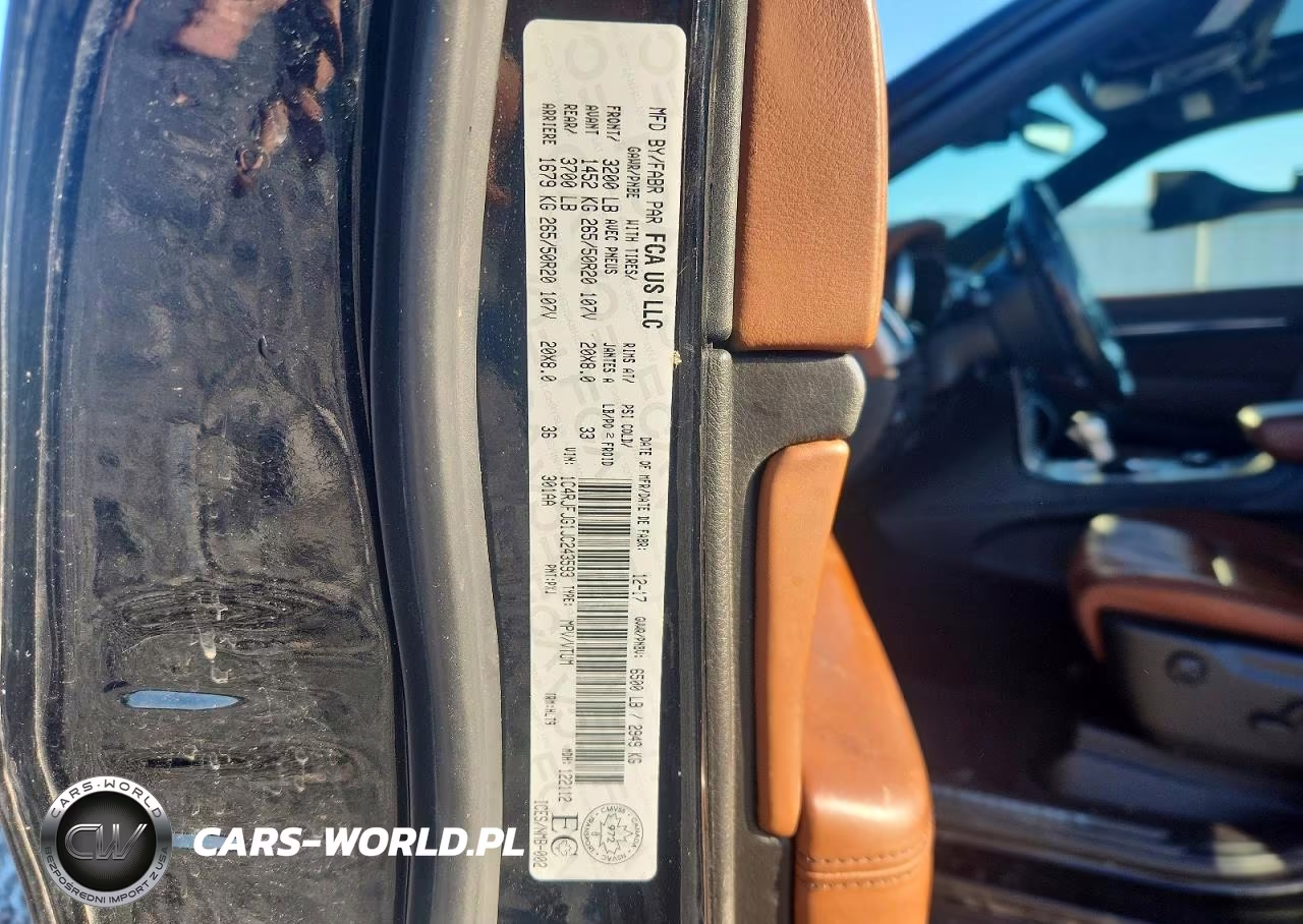 2018 Jeep Grand Cherokee Summit VIN:1C4RJFJG1JC243593 - 14