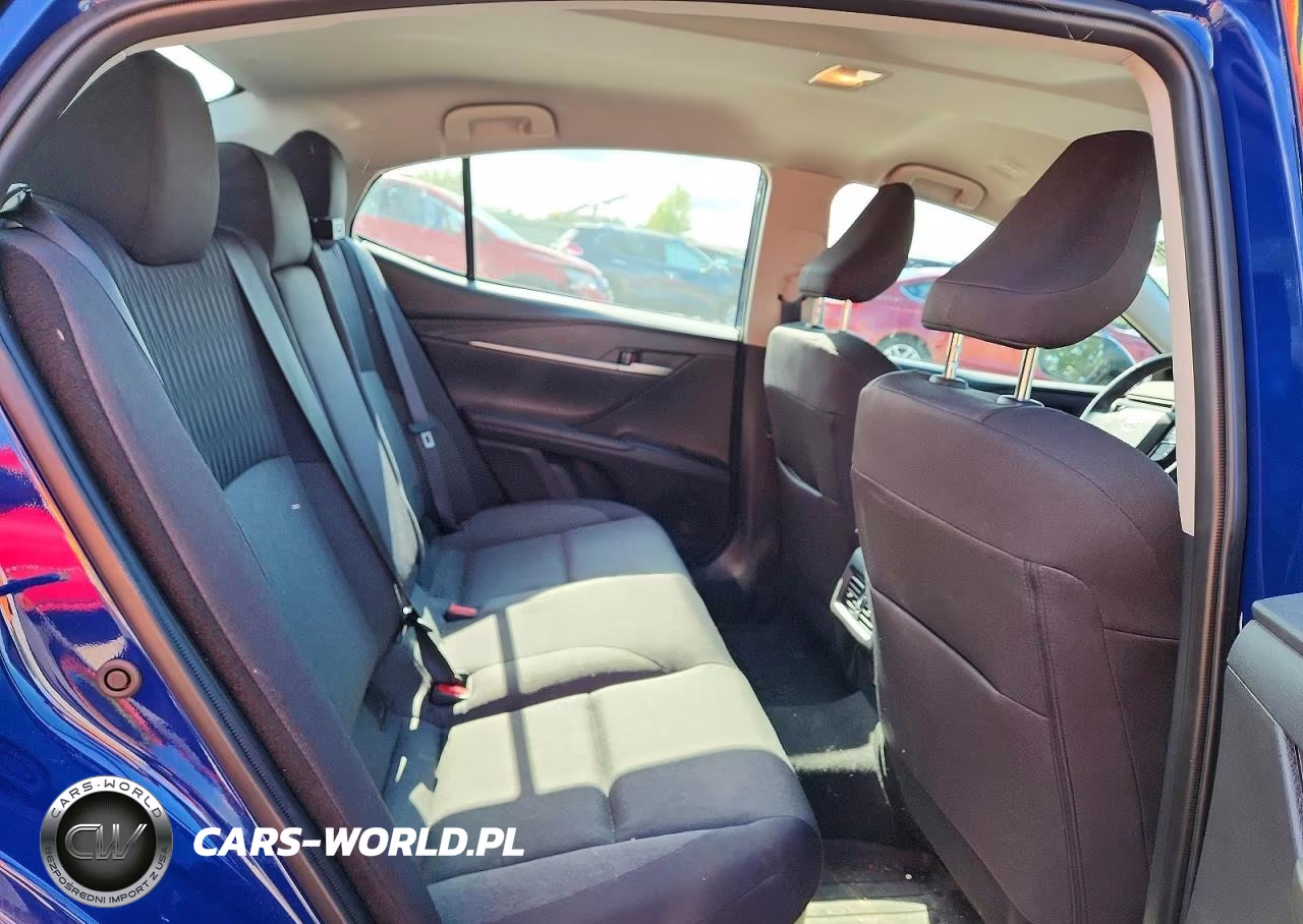 2025 Toyota Camry Le VIN:4T1DBADK6SU015168 - 10