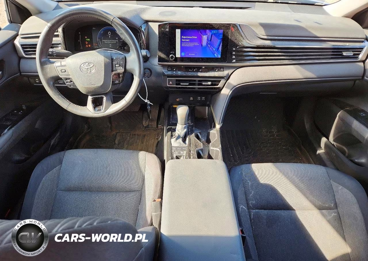 2025 Toyota Camry Le VIN:4T1DBADK6SU015168 - 8