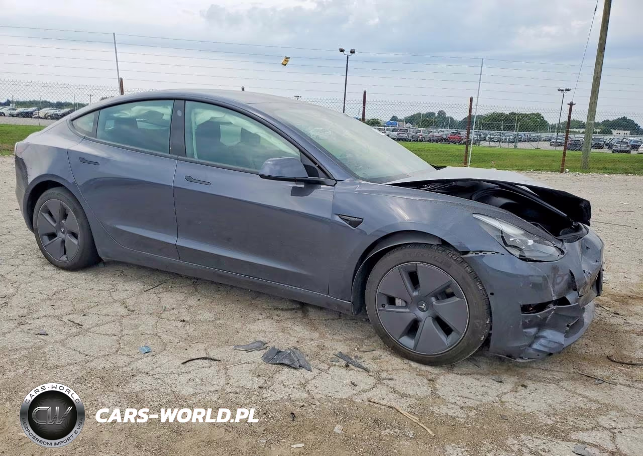 2022 Tesla Model 3 VIN:5YJ3E1EB1NF206807 - 4