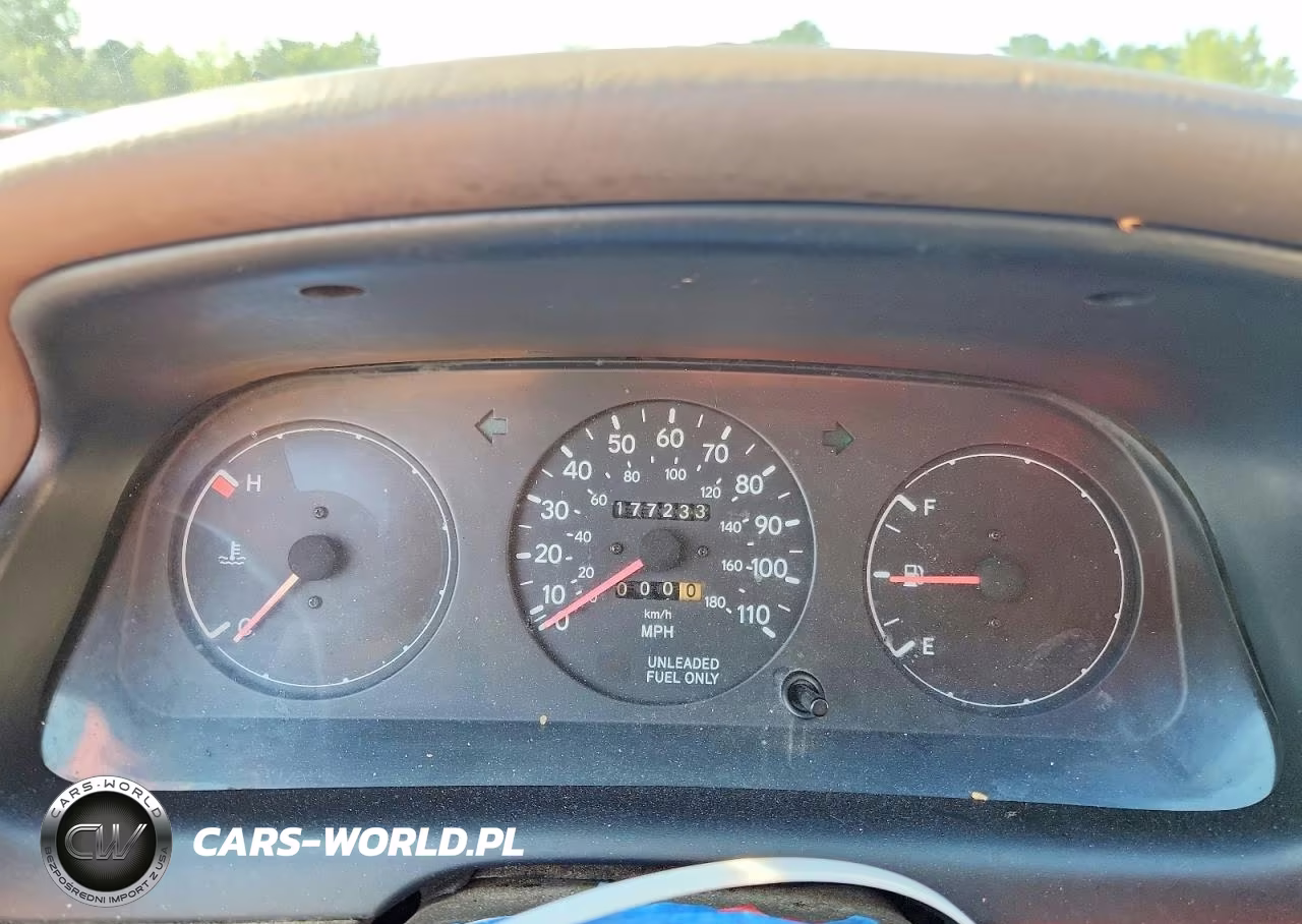 1997 Toyota Corolla Base VIN:1NXBA02E7VZ558258 - 9