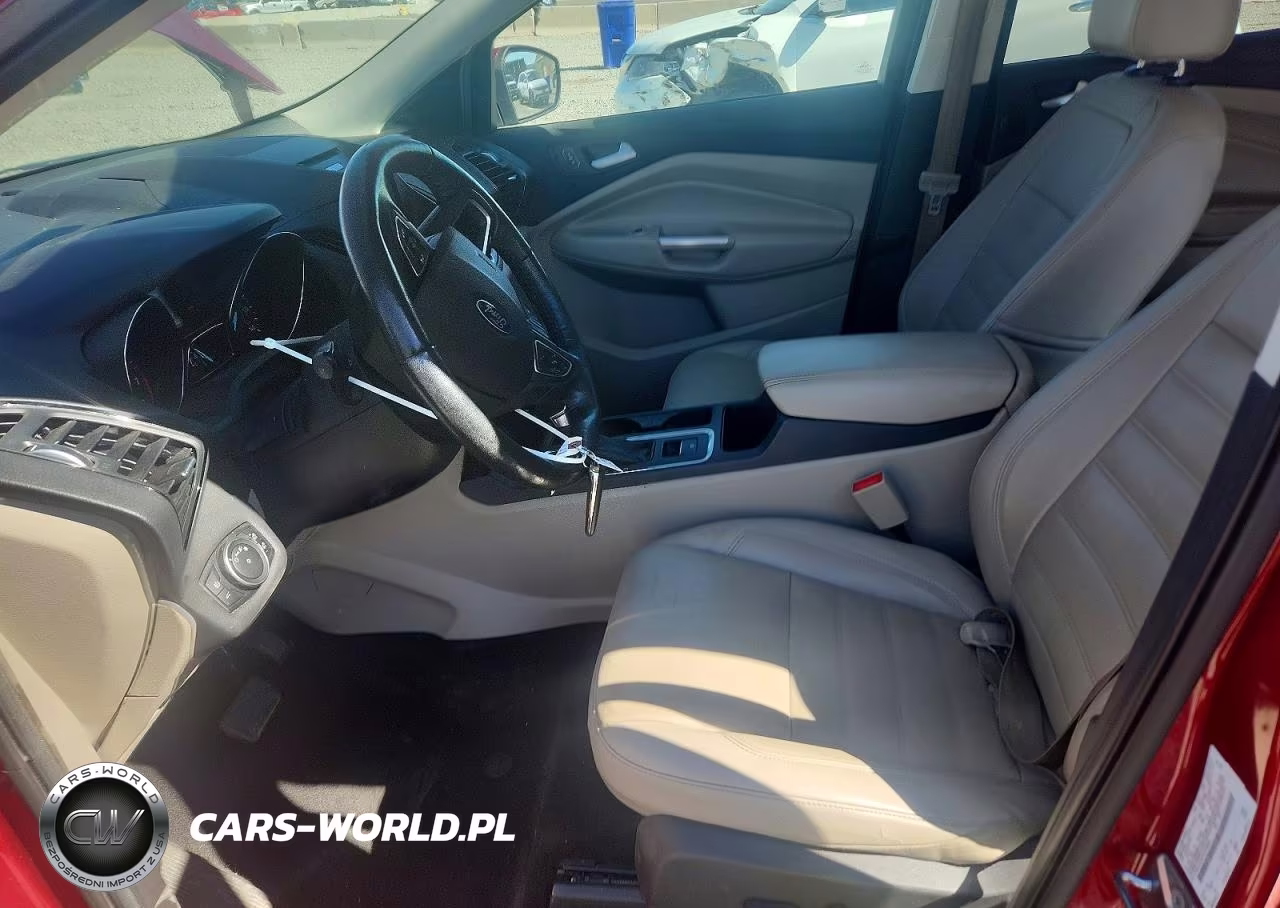 2017 Ford Escape Titanium VIN:1FMCU9J97HUD53659 - 7