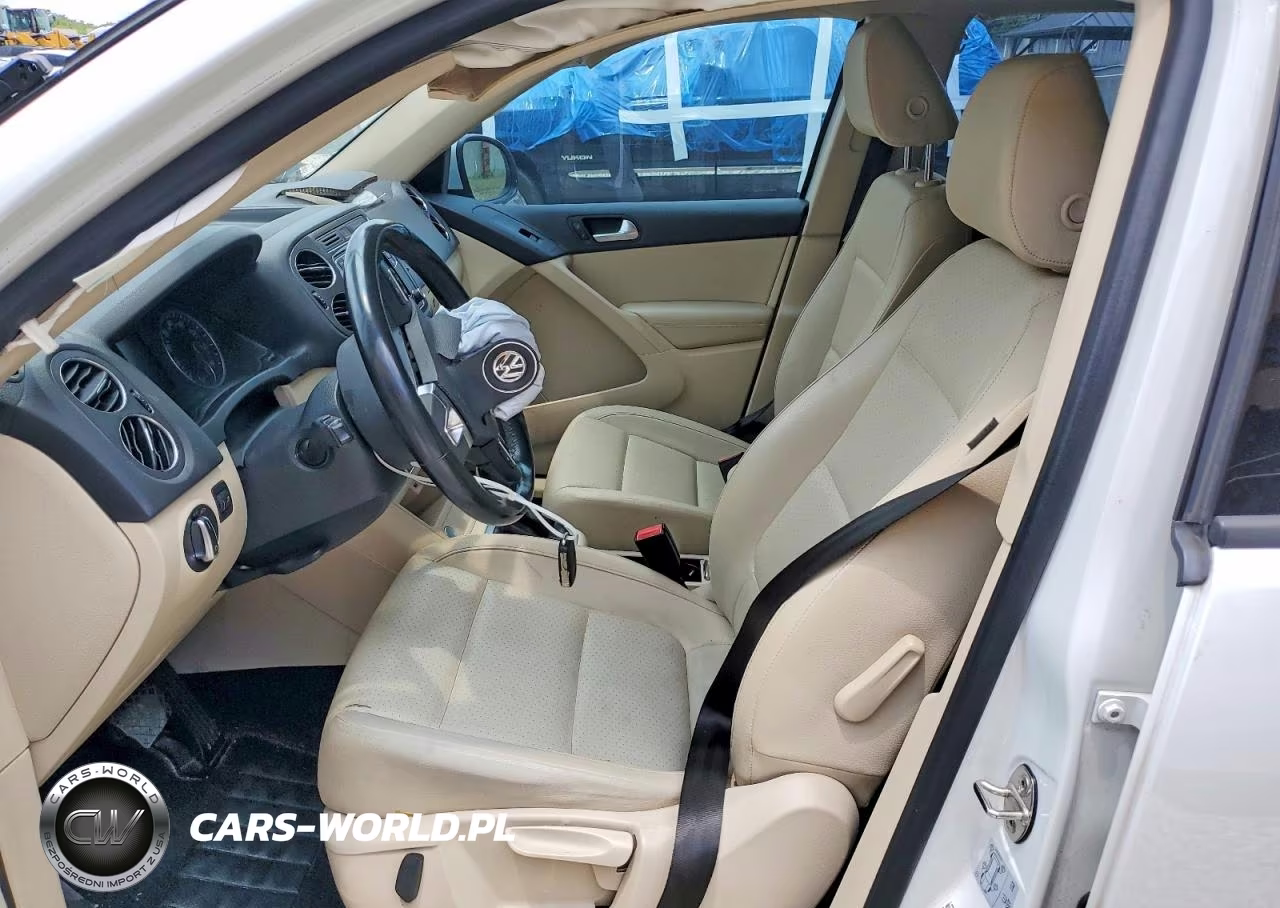2017 Volkswagen Tiguan S VIN:WVGAV7AX9HK012508 - 7