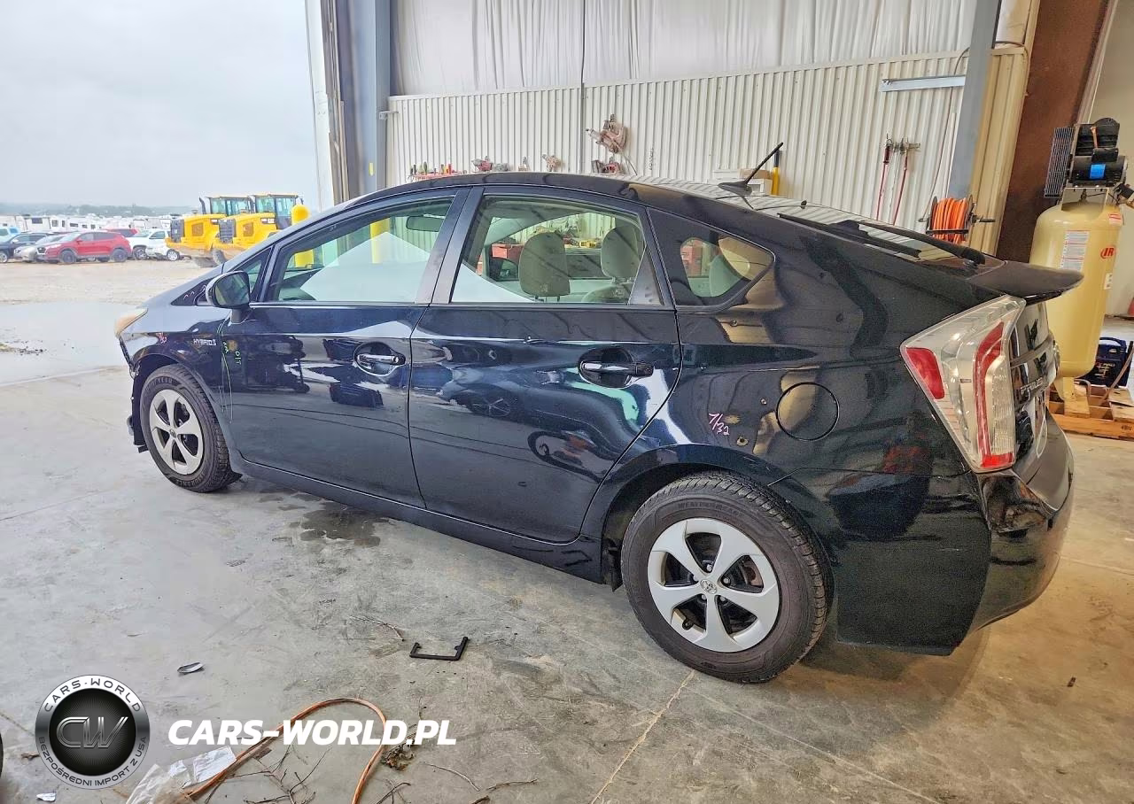 2013 Toyota Prius Three VIN:JTDKN3DU0D5617223 - 2