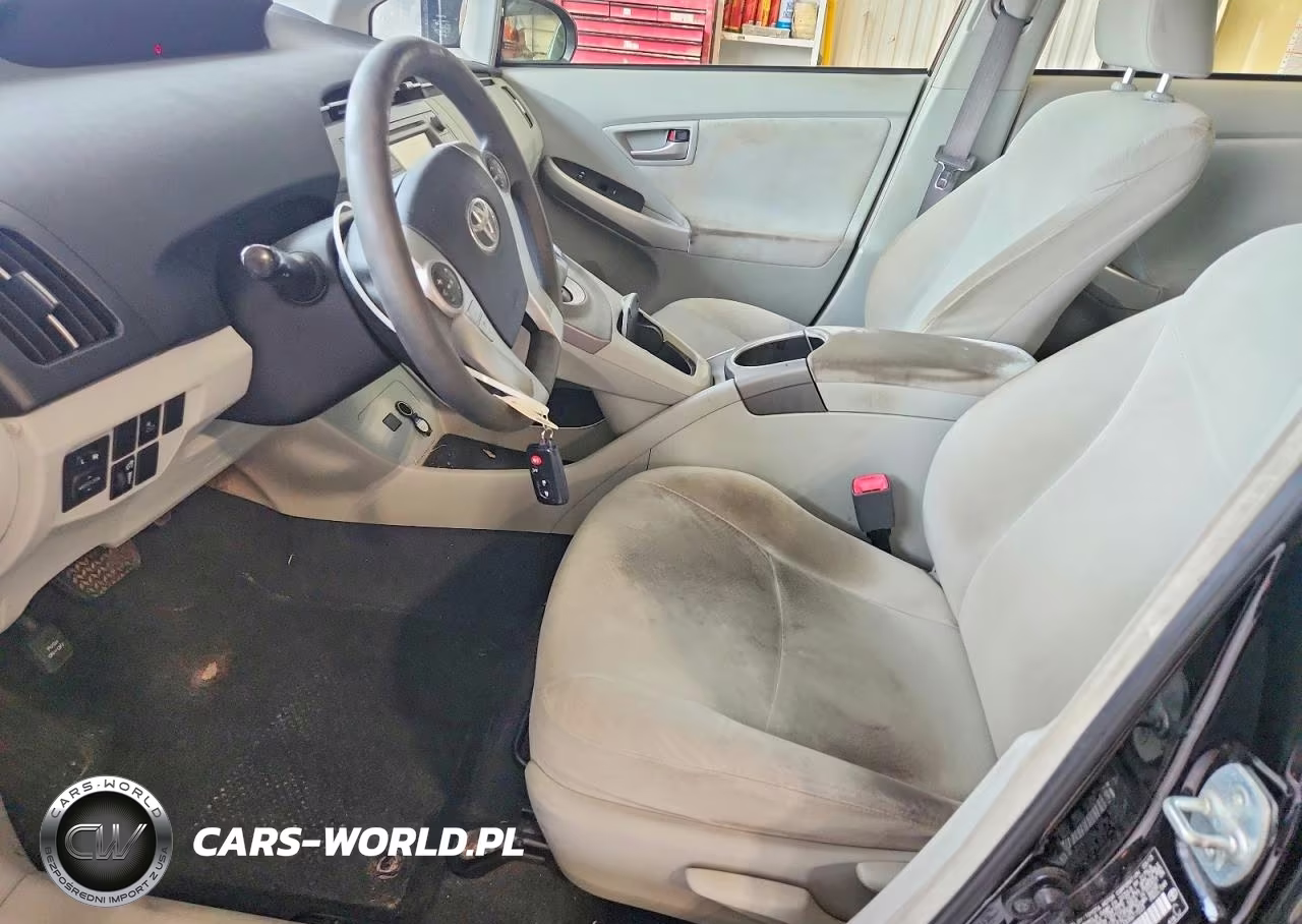 2013 Toyota Prius Three VIN:JTDKN3DU0D5617223 - 7