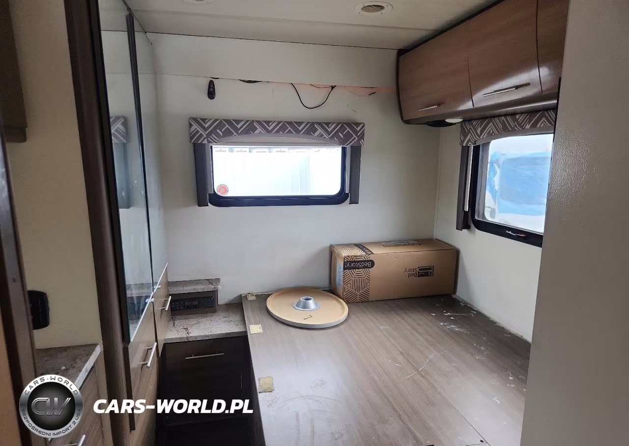 2017 Ford Rv VIN:1FC4E4KS8HDC78125 - 6
