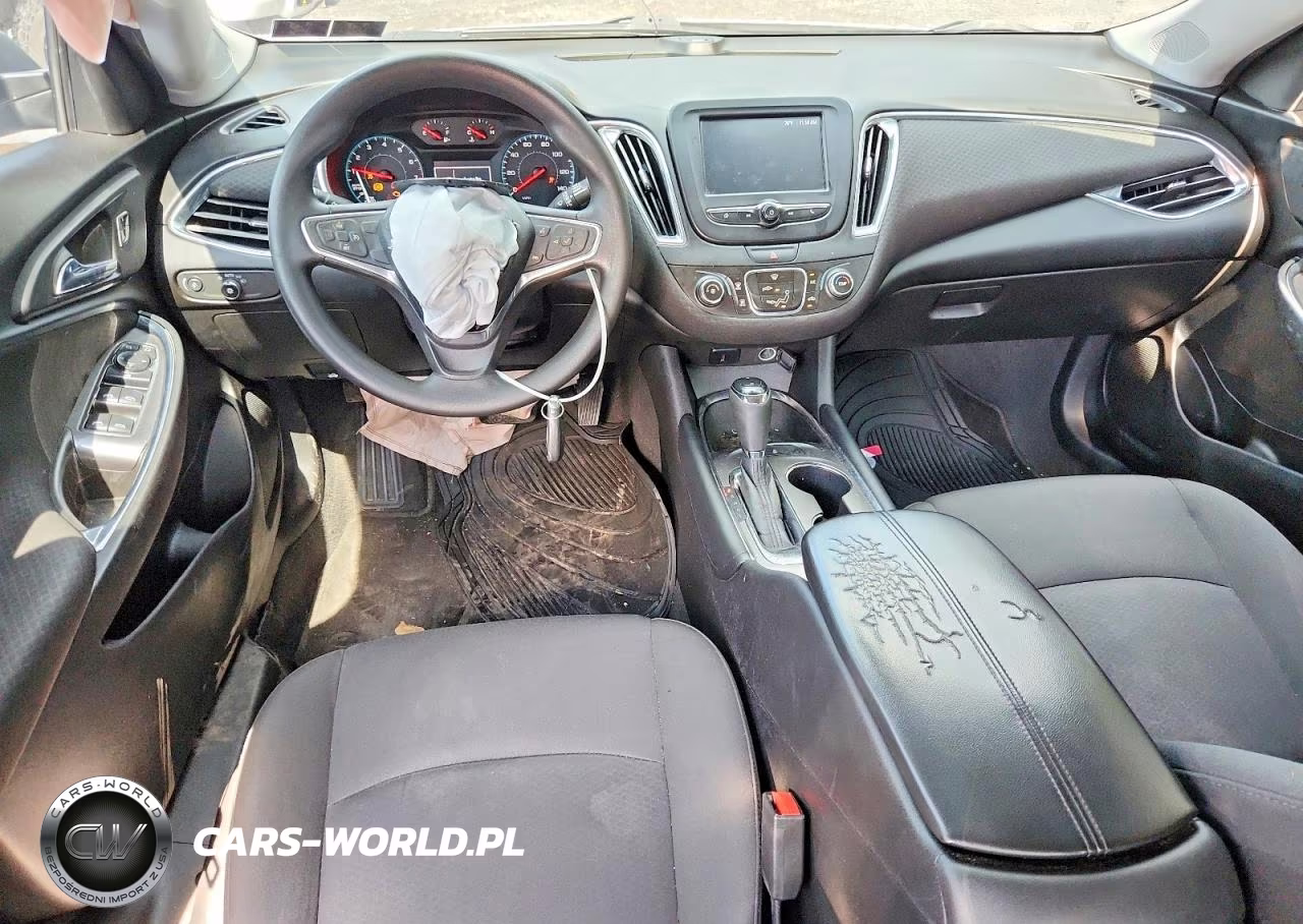2018 Chevrolet Malibu Lt VIN:1G1ZD5ST3JF131799 - 8