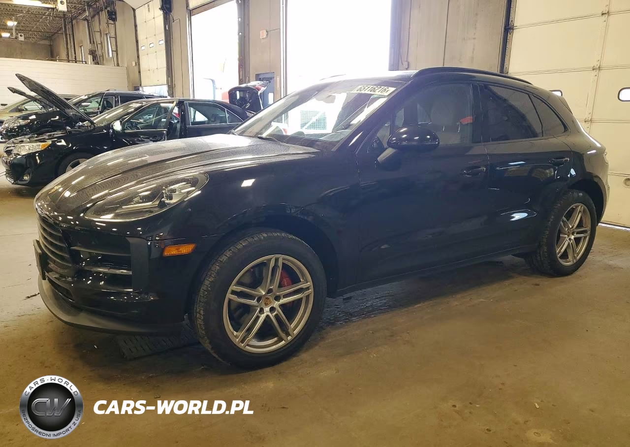 2019 Porsche Macan VIN:WP1AA2A52KLB05596 - 1