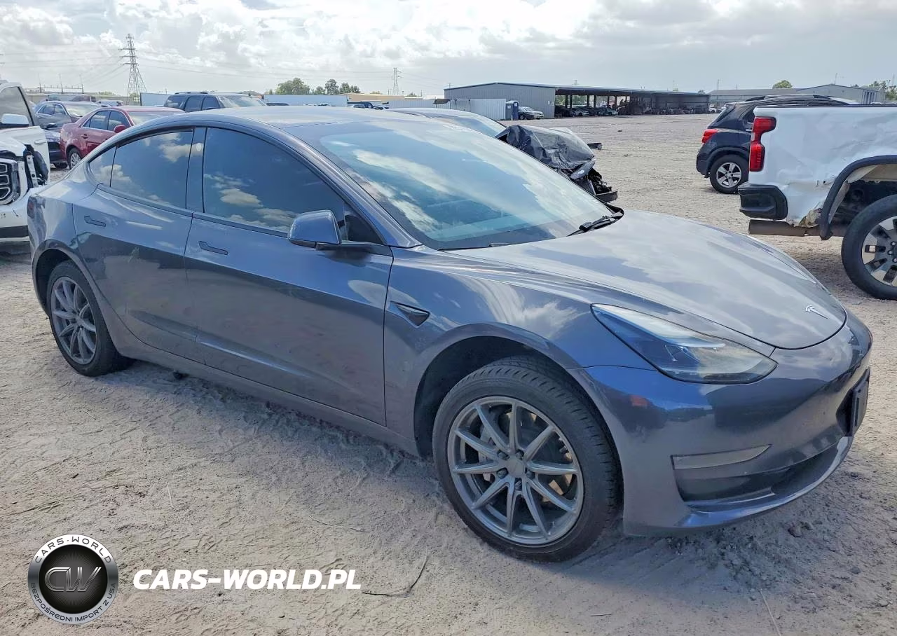 2023 Tesla Model 3 VIN:5YJ3E1EA9PF454152 - 4