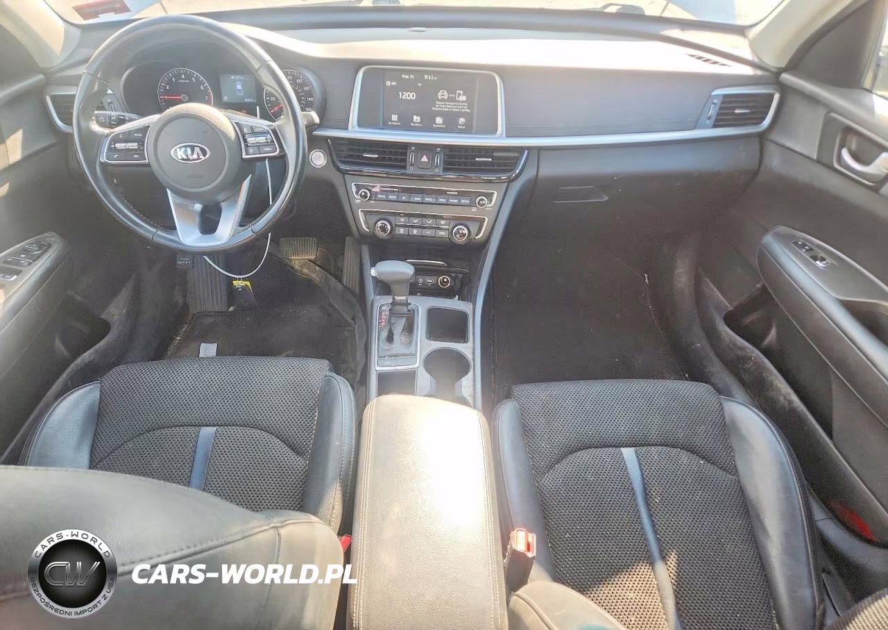 2020 Kia Optima S VIN:5XXGT4L3XLG404798 - 8
