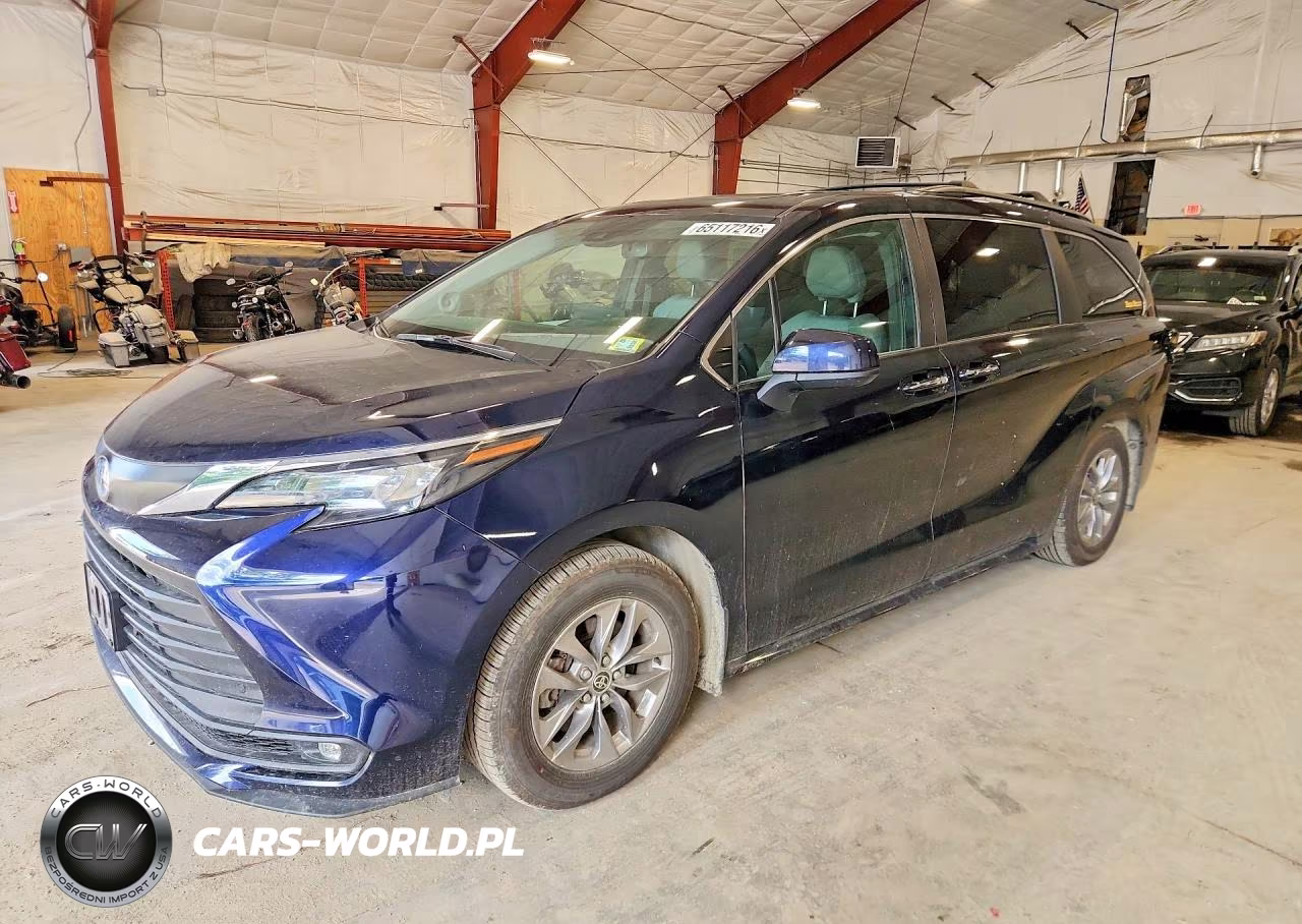 2025 Toyota Sienna Xle 7-Passenger