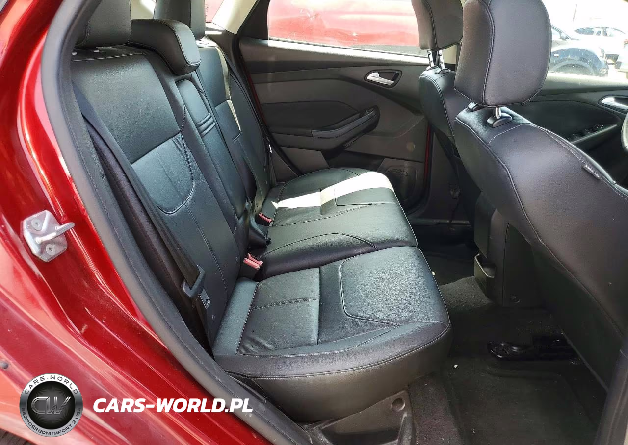 2015 Ford Focus Se VIN:1FADP3K27FL336707 - 10
