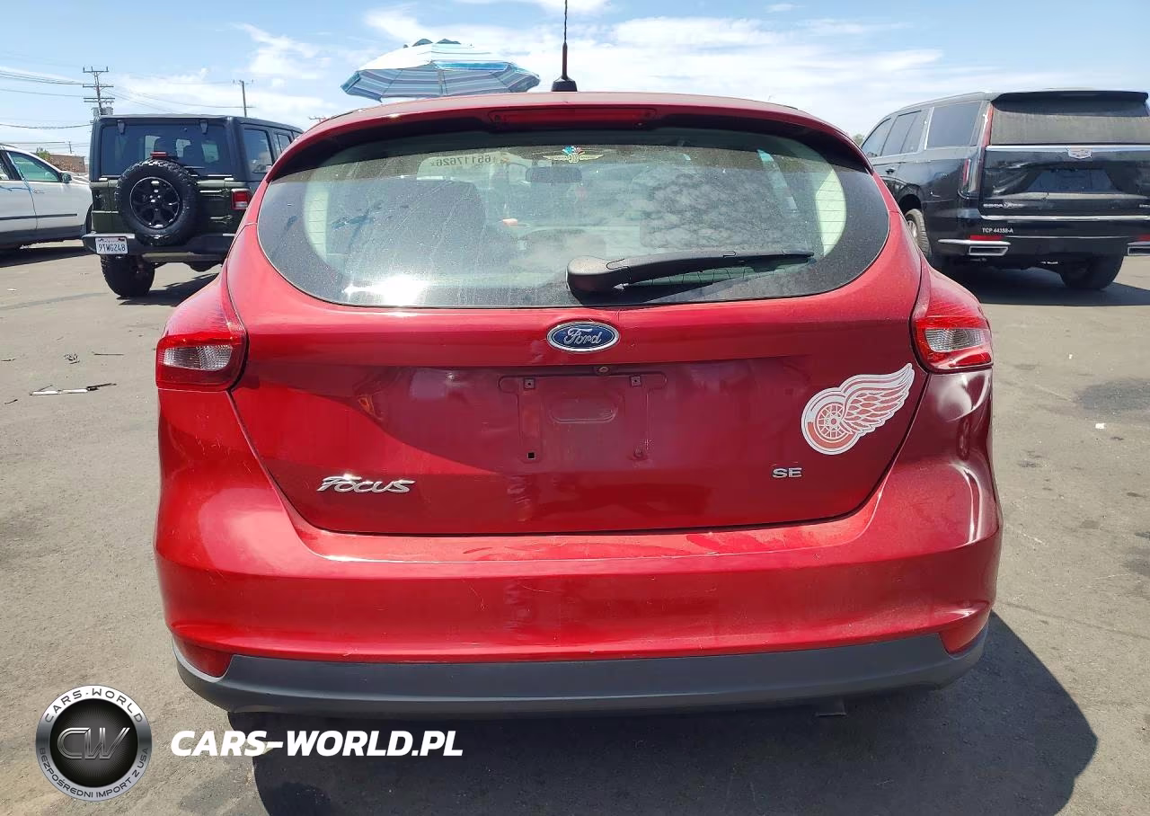 2015 Ford Focus Se VIN:1FADP3K27FL336707 - 6
