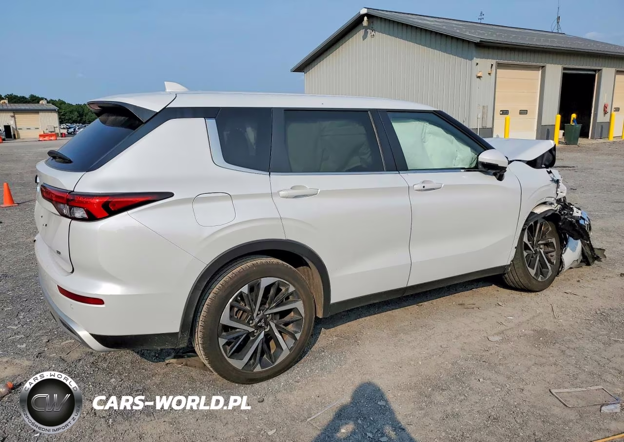 2024 Mitsubishi Outlander Se VIN:JA4J3VA82RZ023697 - 3