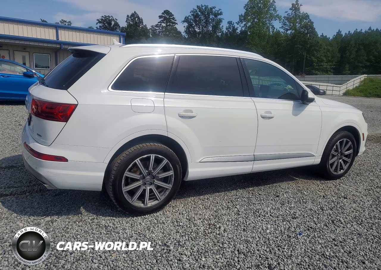 2018 Audi Q7 Premium Plus VIN:WA1LHAF71JD014655 - 3