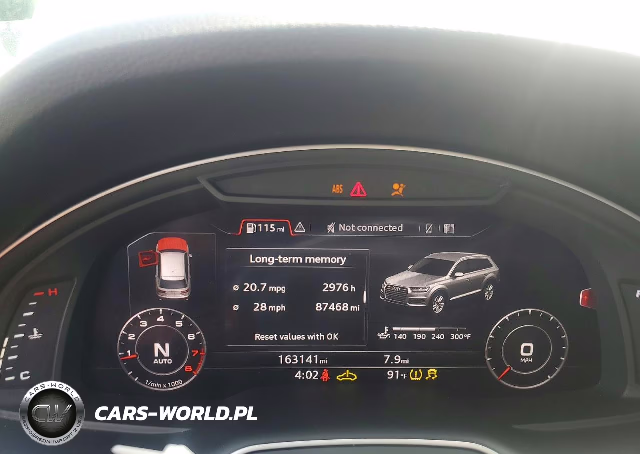 2018 Audi Q7 Premium Plus VIN:WA1LHAF71JD014655 - 9