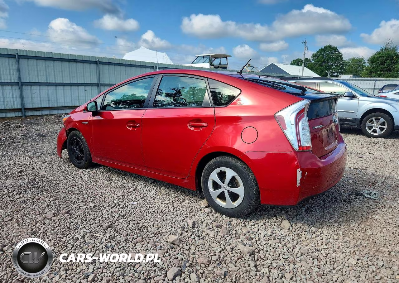 2014 Toyota Prius Two VIN:JTDKN3DU8E1807652 - 2