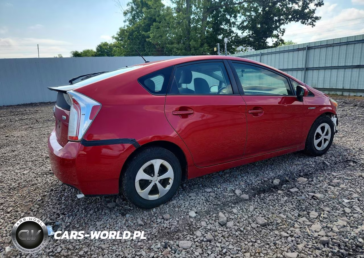 2014 Toyota Prius Two VIN:JTDKN3DU8E1807652 - 3