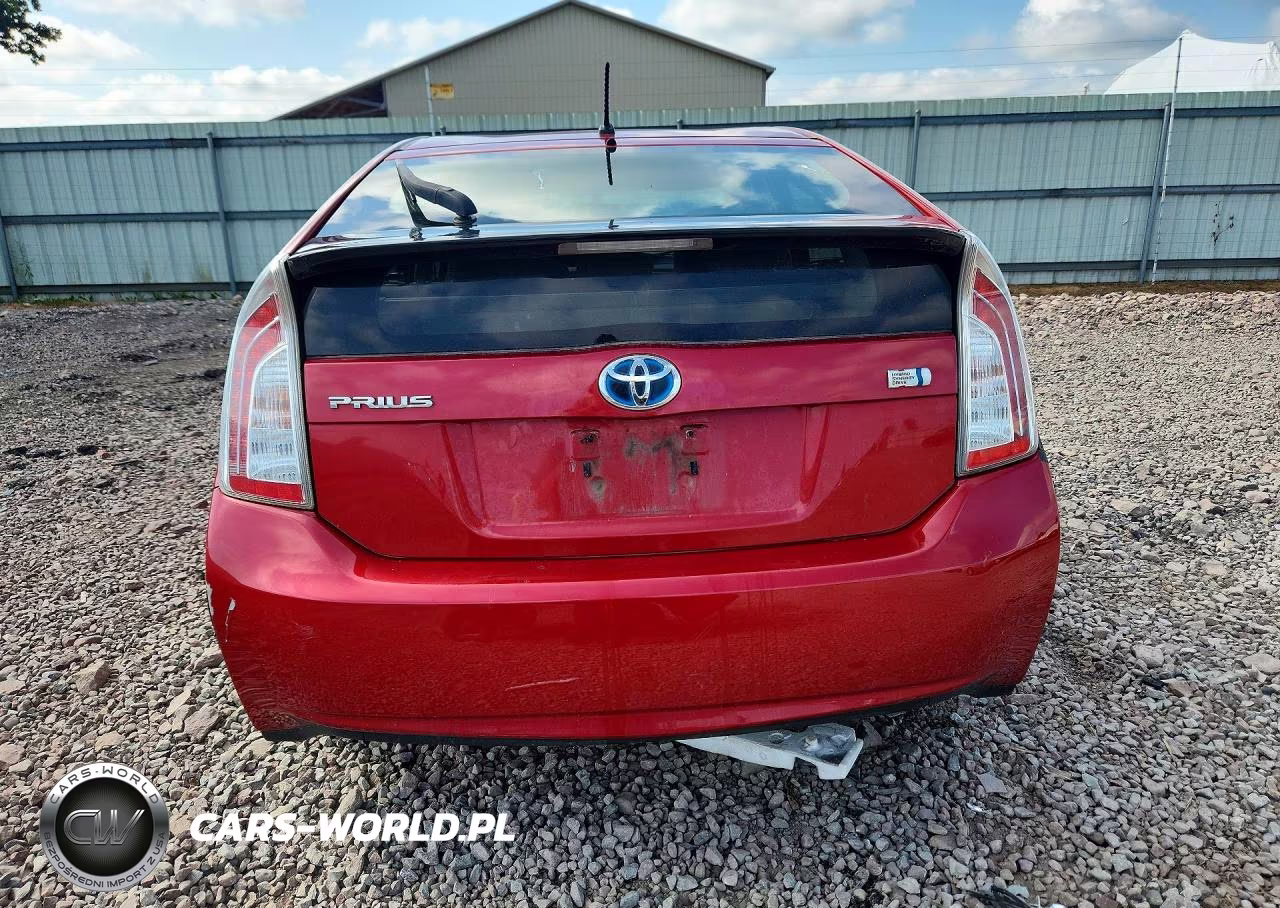 2014 Toyota Prius Two VIN:JTDKN3DU8E1807652 - 6