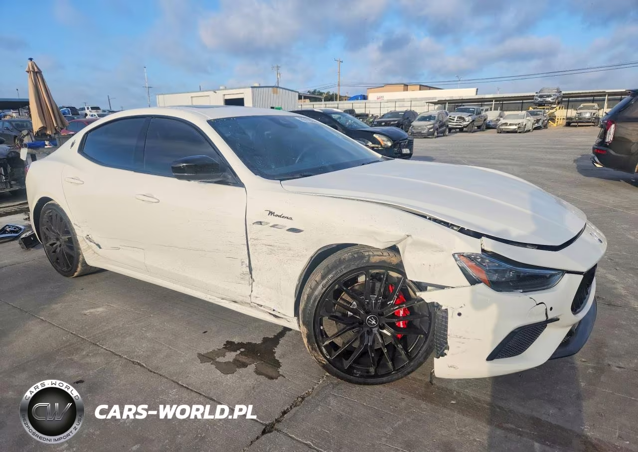2023 Maserati Ghibli Modena VIN:ZAM57YSM3PX428755 - 4