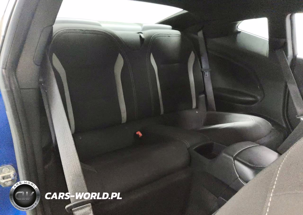 2017 Chevrolet Camaro Lt VIN:1G1FB1RX2H0122437 - 10