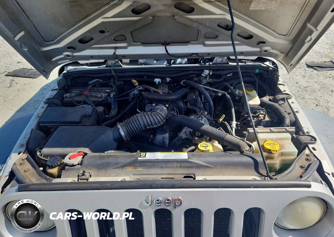 2007 Jeep Wrangler X VIN:1J4GA39137L187777 - 11
