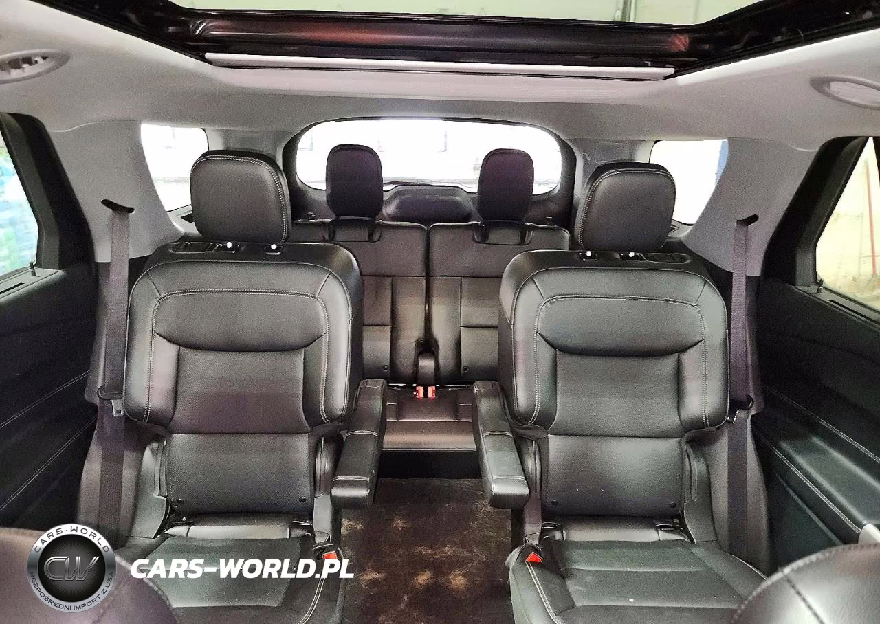 2023 Ford Explorer Limited VIN:1FMSK8FH6PGB45796 - 10