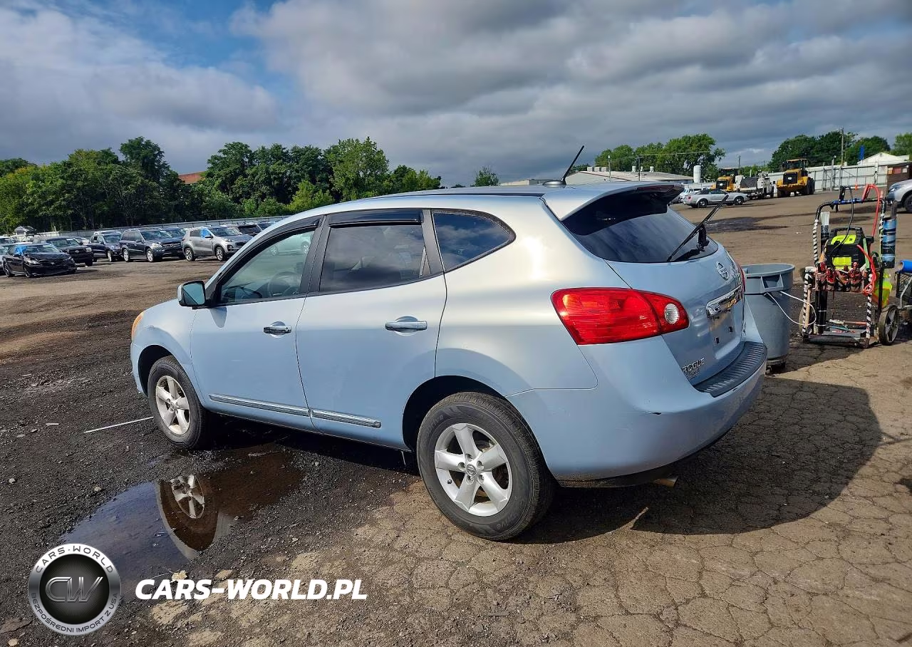 2013 Nissan Rogue S VIN:JN8AS5MV0DW122365 - 2