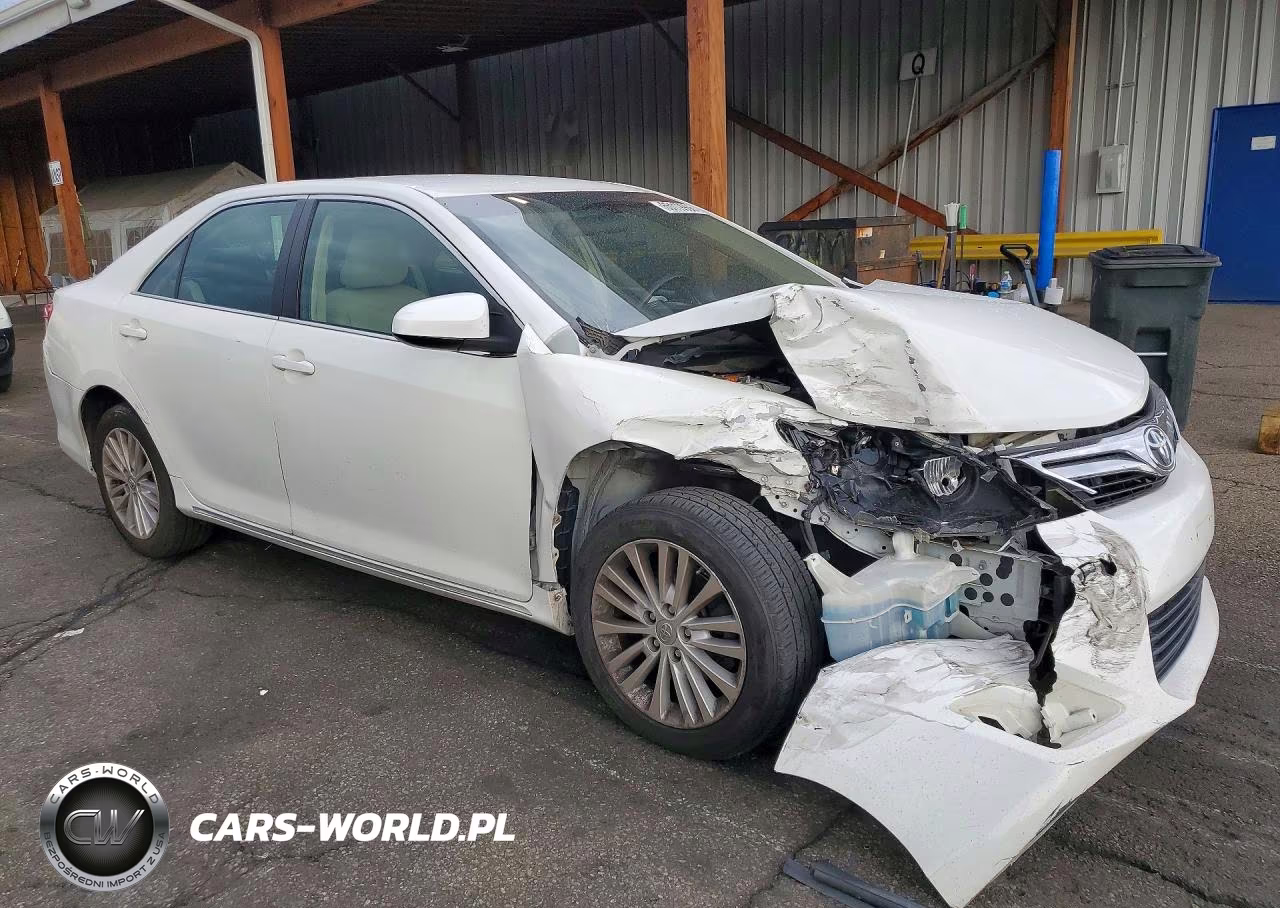 2014 Toyota Camry Le VIN:4T4BF1FK3ER363707 - 4