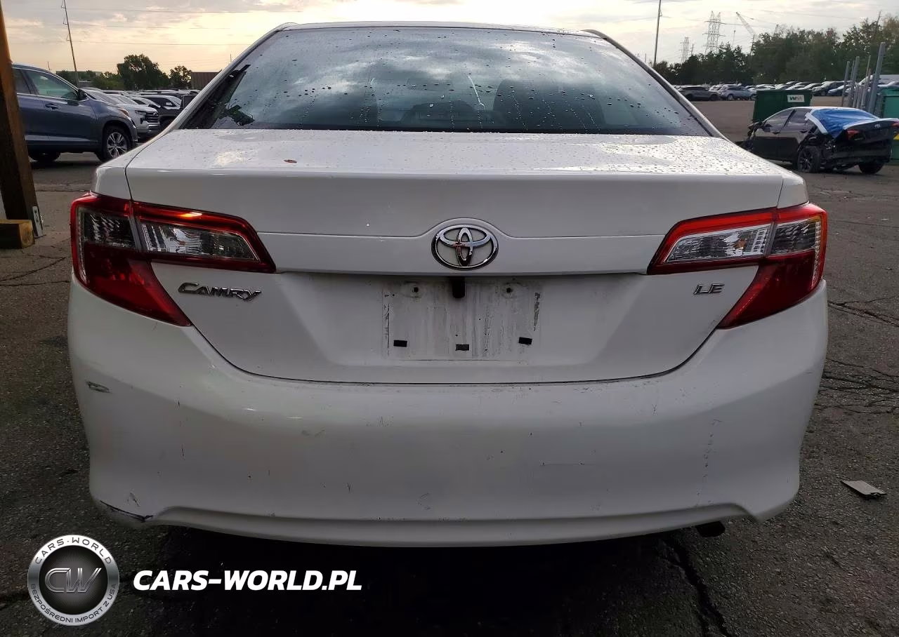 2014 Toyota Camry Le VIN:4T4BF1FK3ER363707 - 6