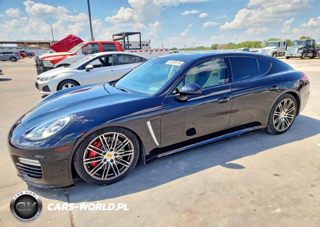 2016 Porsche Panamera Turbo