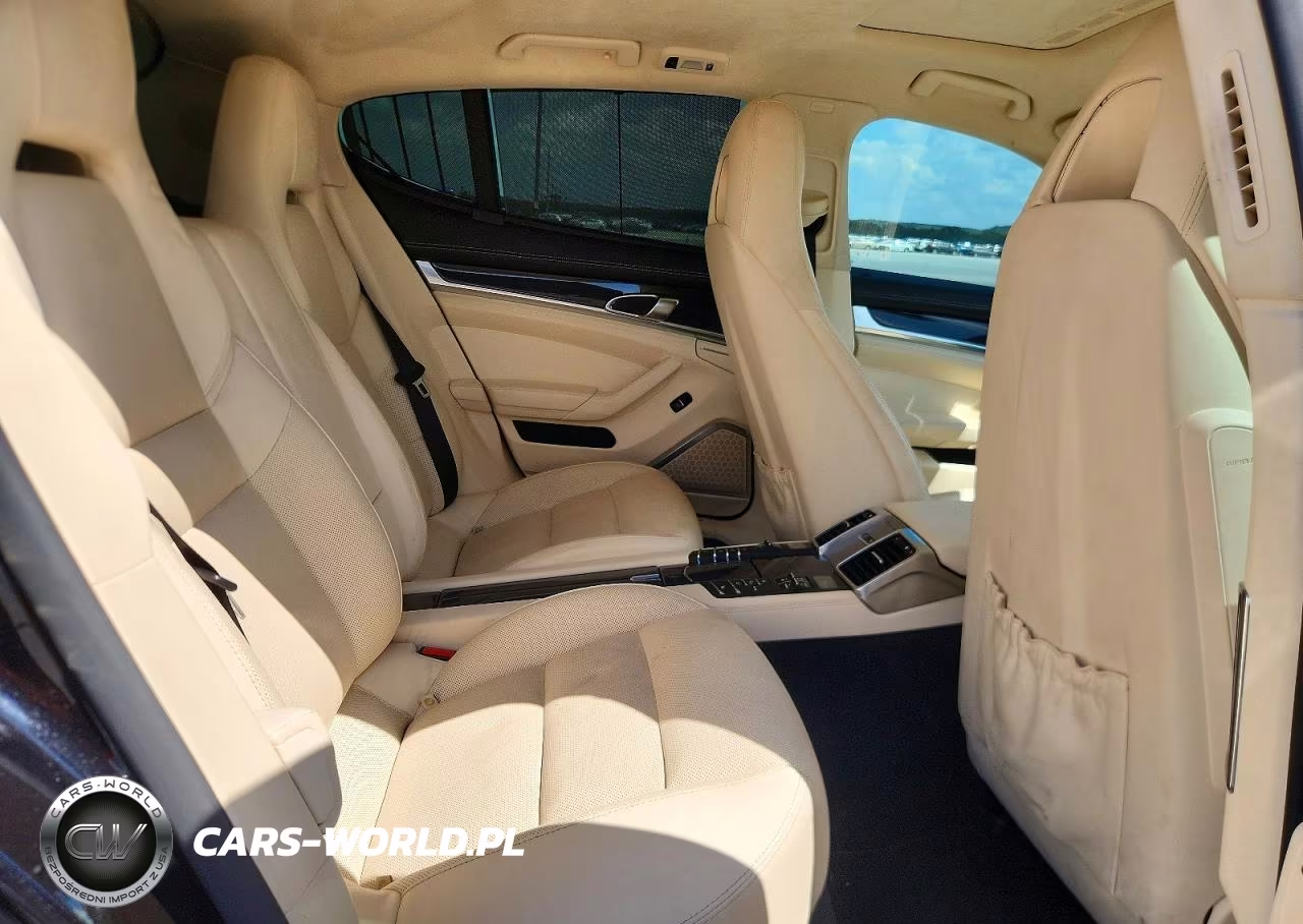 2016 Porsche Panamera Turbo VIN:WP0AC2A70GL070111 - 10