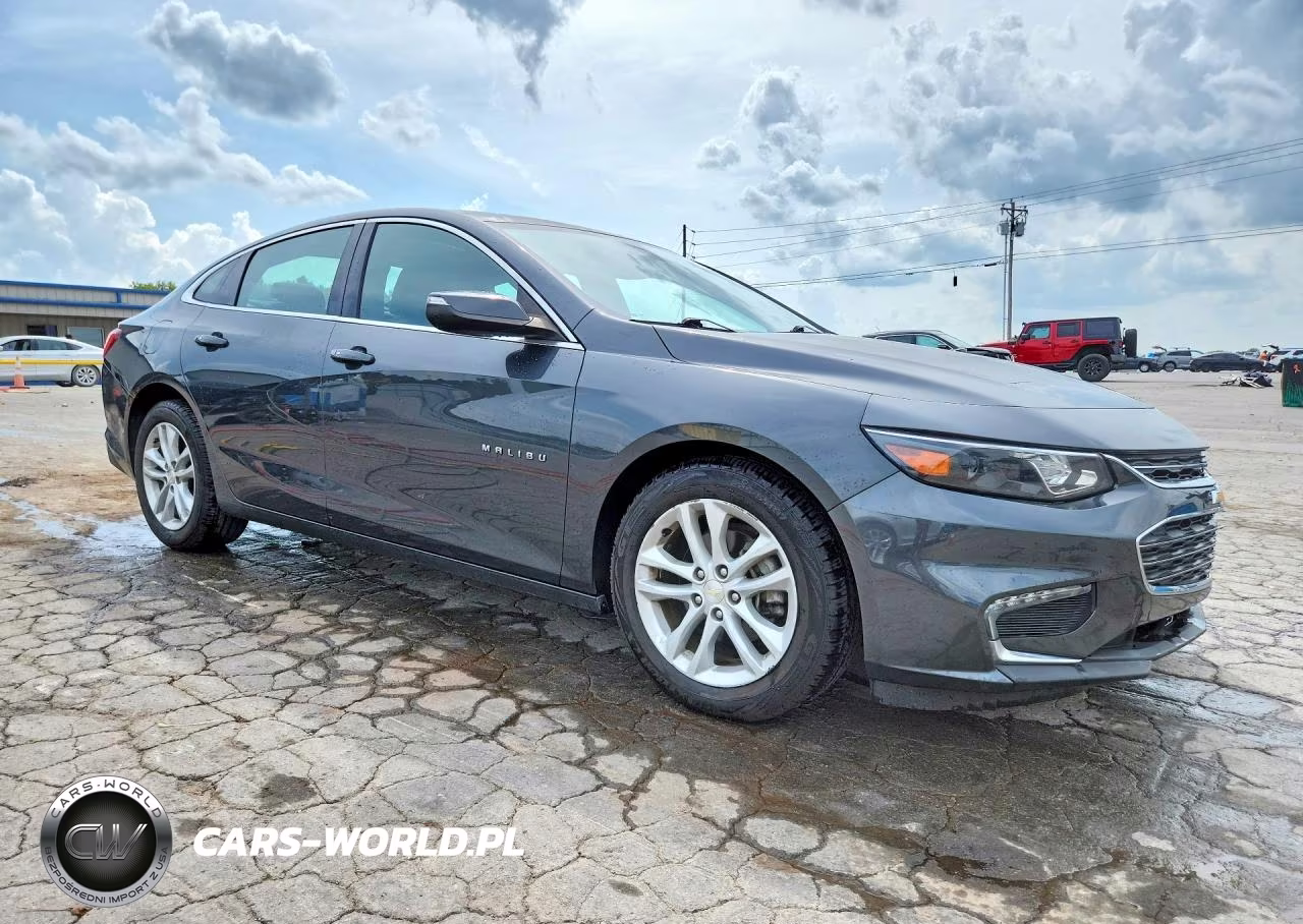 2017 Chevrolet Malibu Lt VIN:1G1ZE5ST3HF139392 - 4
