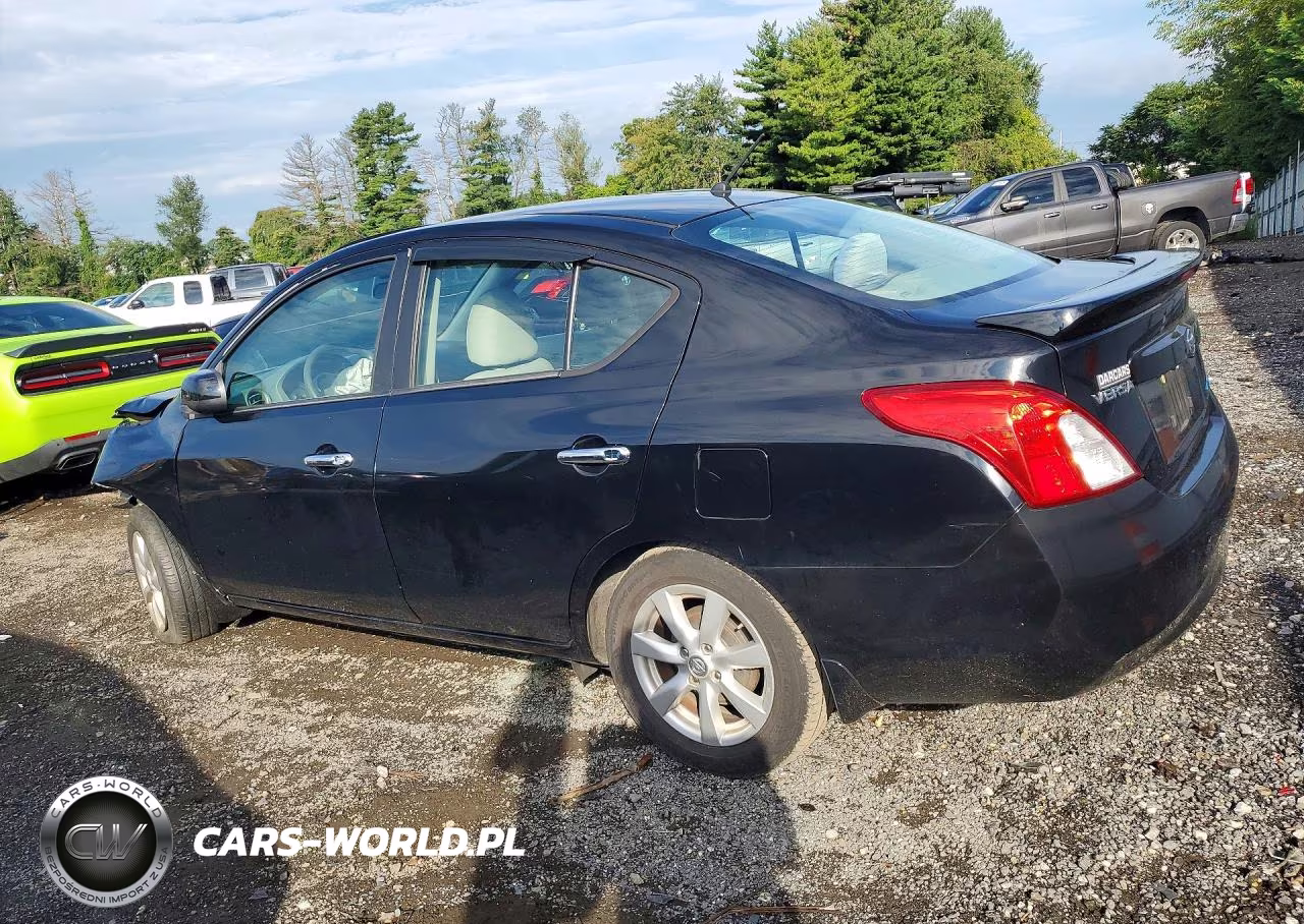2013 Nissan Versa 1.6 S VIN:3N1CN7AP3DL895286 - 2