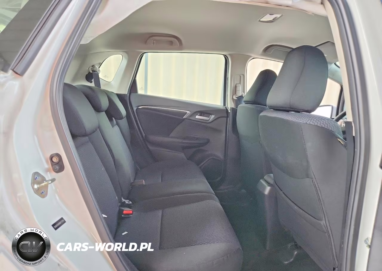 2019 Honda Fit Lx VIN:3HGGK5H40KM712586 - 10