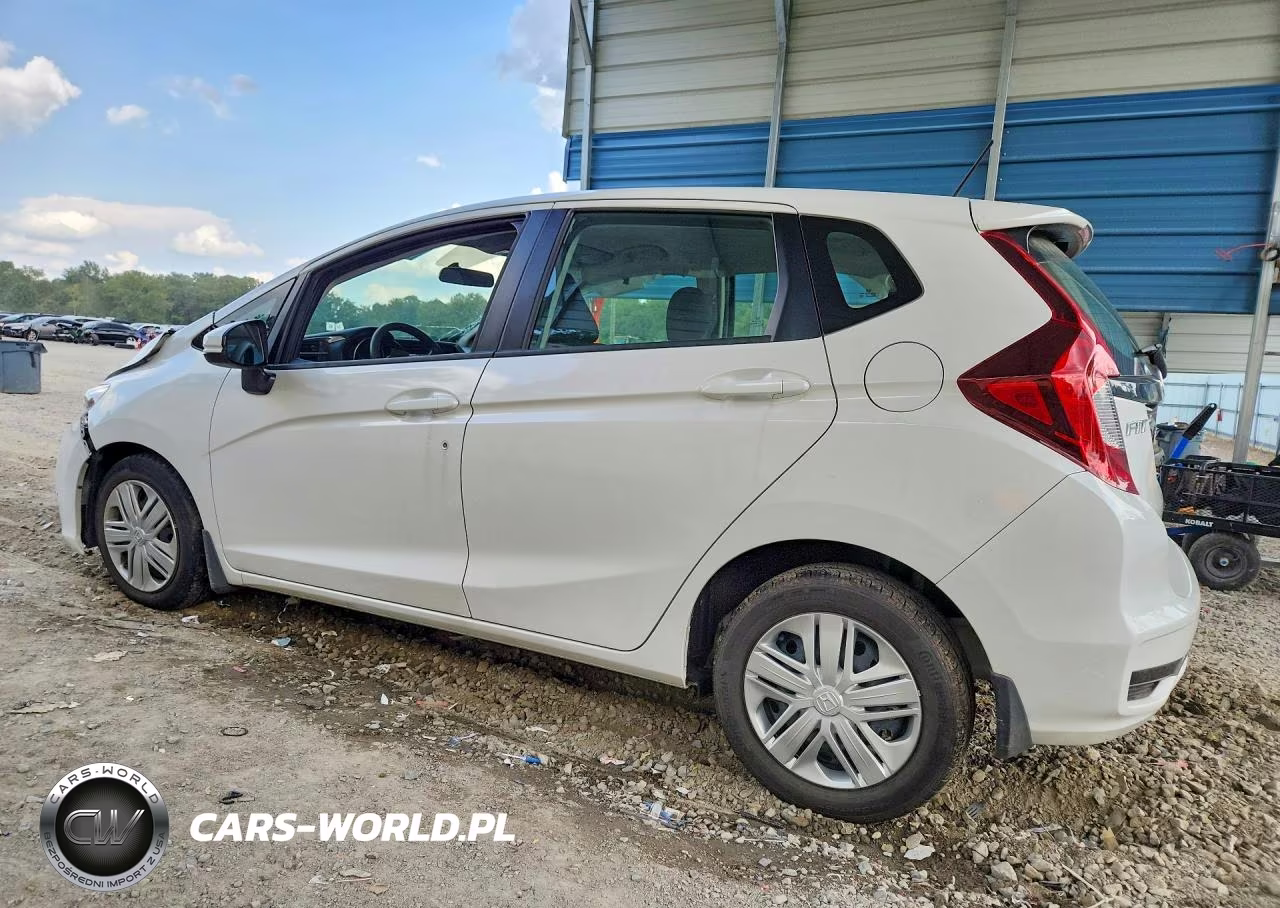 2019 Honda Fit Lx VIN:3HGGK5H40KM712586 - 2