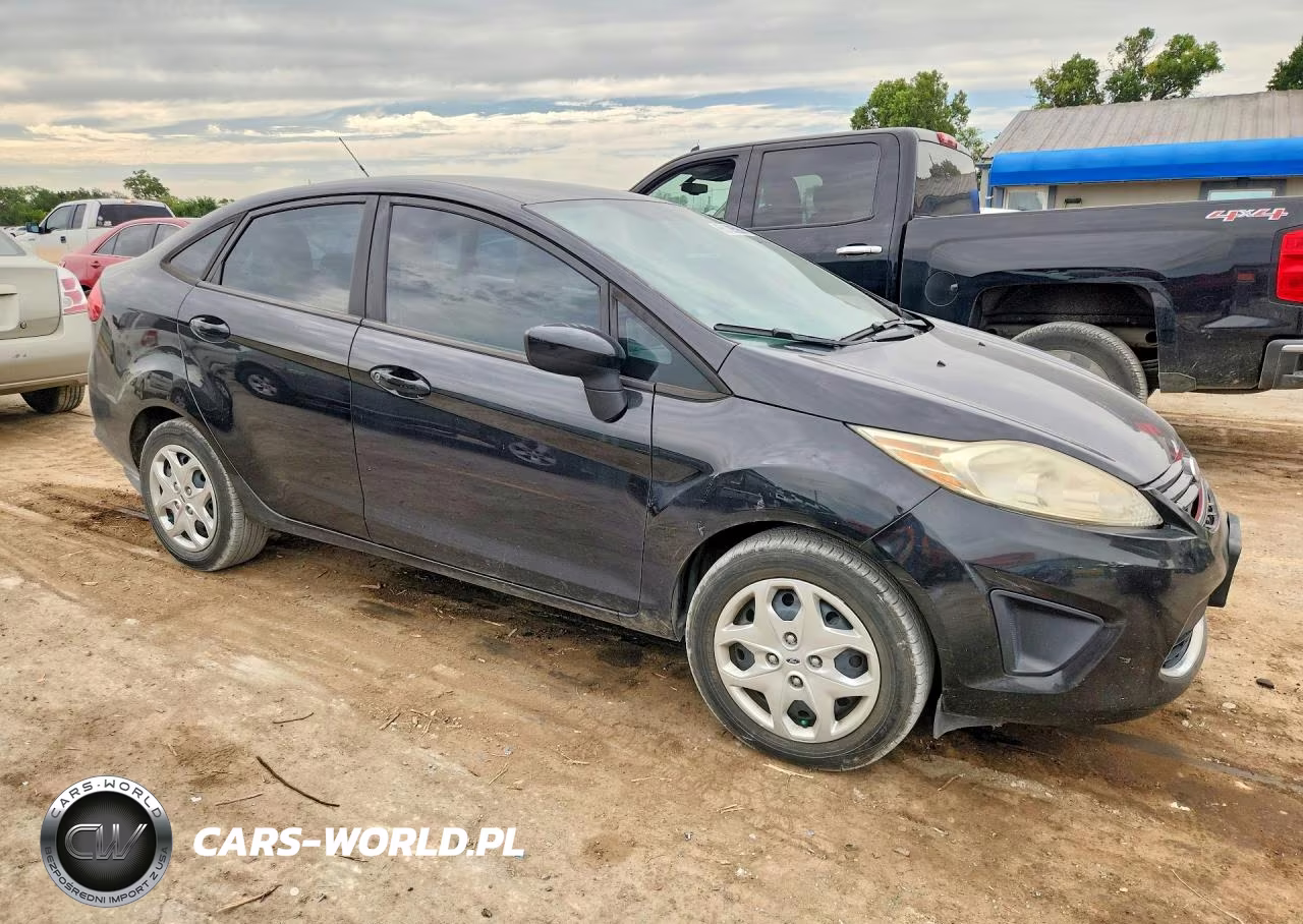 2011 Ford Fiesta S VIN:3FADP4AJ3BM227667 - 4