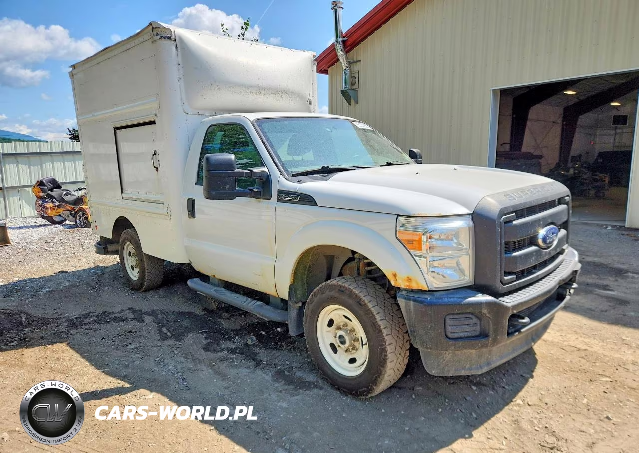 2015 Ford F250 Super Duty Box Truck VIN:1FDBF2B6XFEA47578 - 4