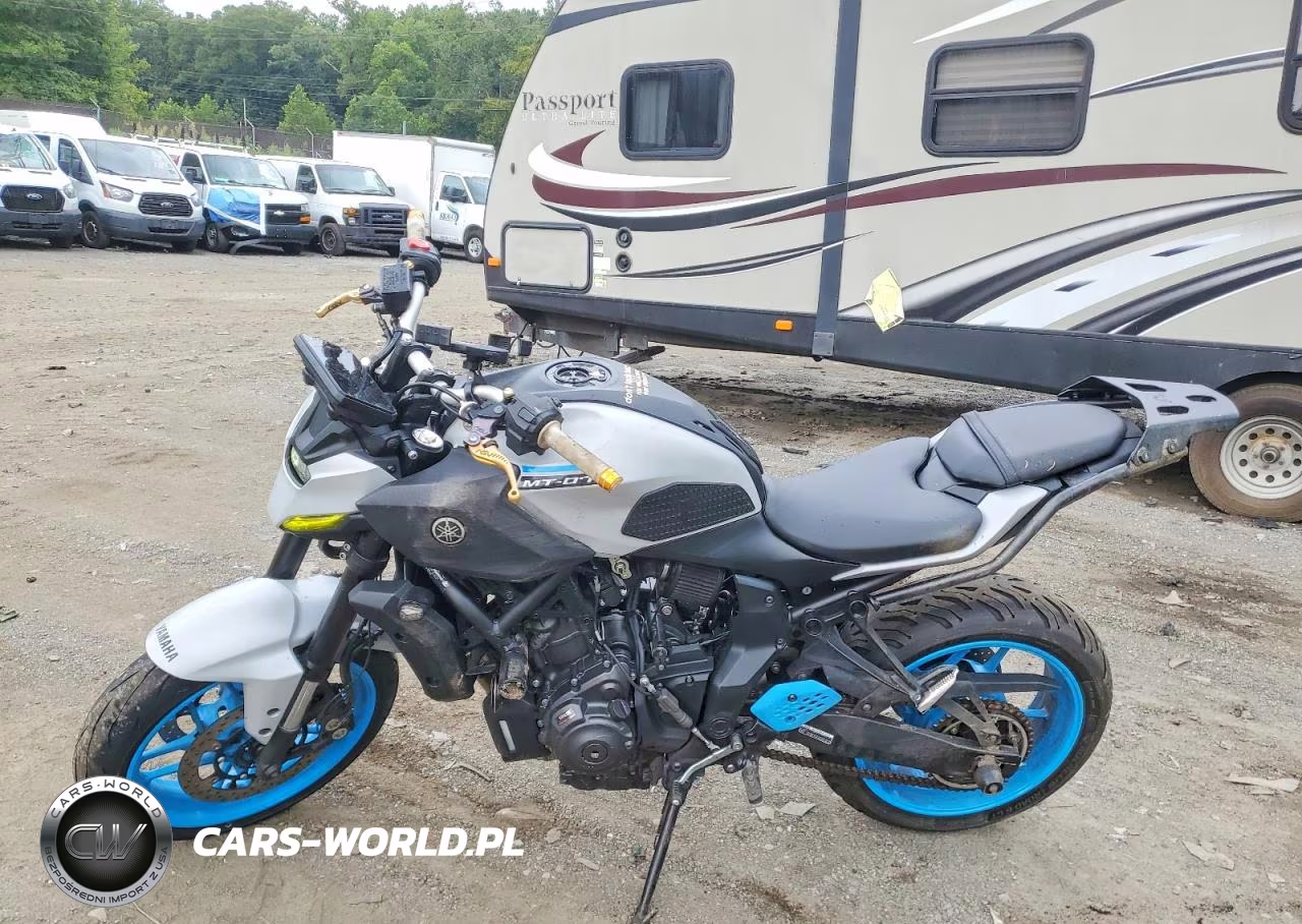 2025 Yamaha Mtn690 VIN:JYARM48E3SA003485 - 3