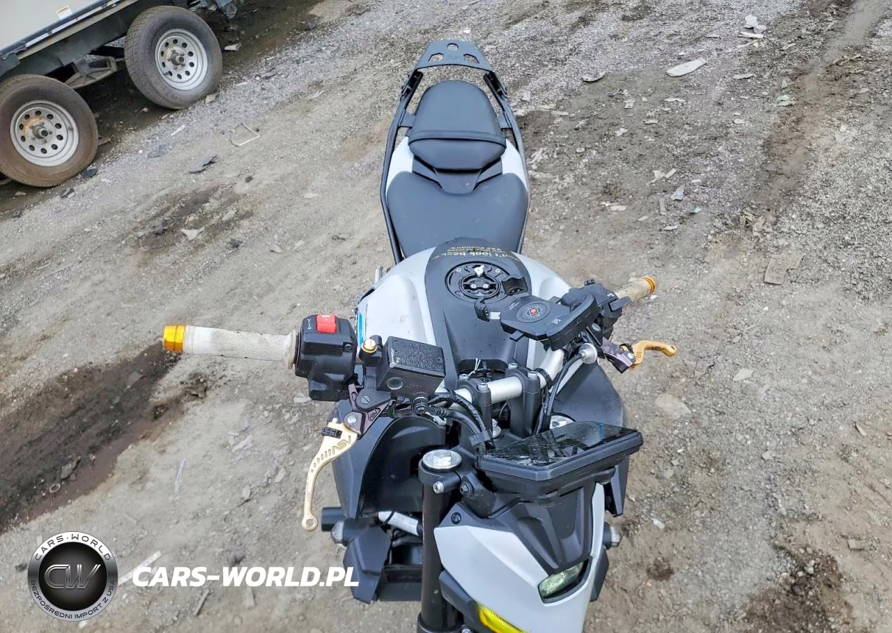 2025 Yamaha Mtn690 VIN:JYARM48E3SA003485 - 5